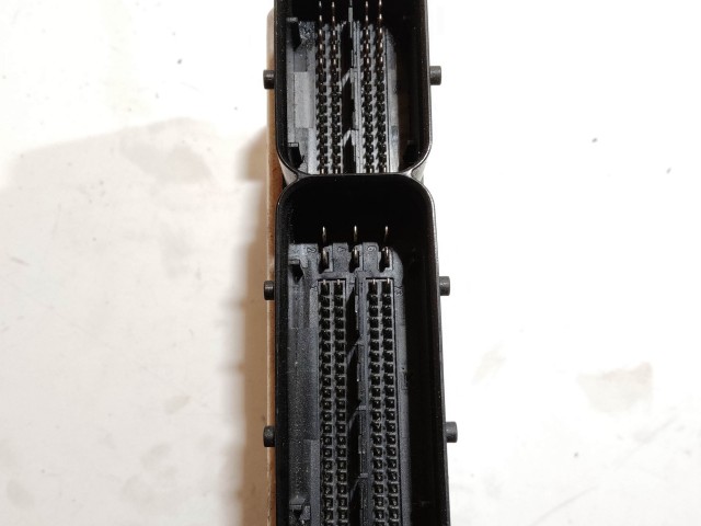 199248 Alfa Romeo 159 1,9 16v Diesel motorvezérlő 51821929 , 0281015160