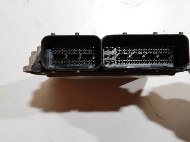 Dodge Journey 2,0 Diesel motorvezérlő 0281014577