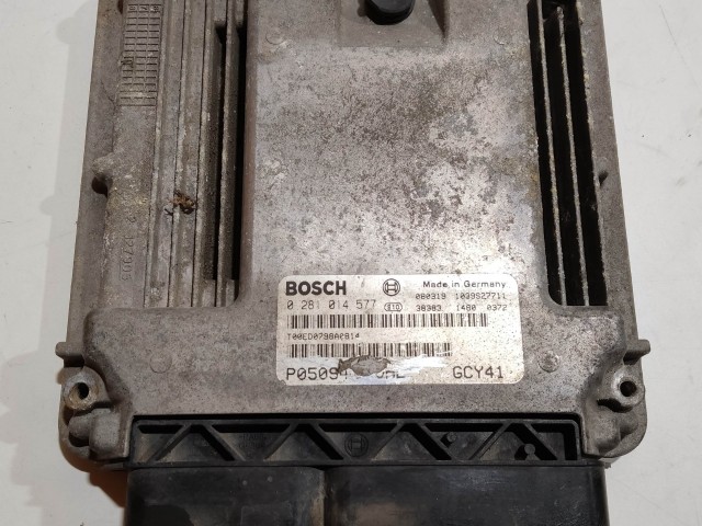 Dodge Journey 2,0 Diesel motorvezérlő 0281014577