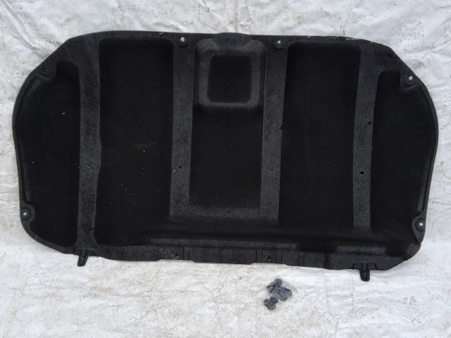 Toyota Hilux VIII  utángyártott új motorháztető szigetelés 533410K250