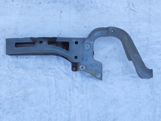 199337 Alfa Romeo Gt jobb első sárvédő, lökhárító tartó 60685945