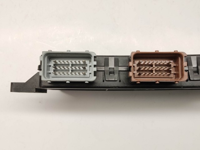 Fiat Stilo 46780246 számú ablakemelő vezérlő