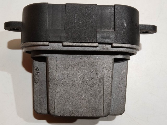 Alfa Romeo GT 2003-2010 fűtőmotor előtét ellenállás 52466964