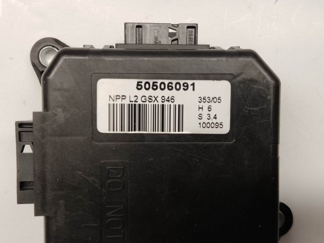 Alfa Romeo 159/Brera 50506091 számú ablakemelő vezérlő