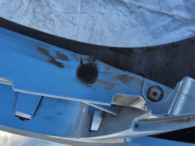 199193 Fiat Multipla 2004-2010 első lökhárító a képen látható sérüléssekkel 