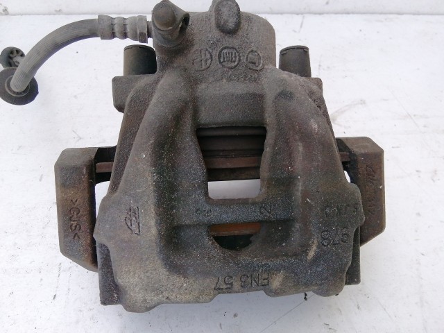 198877 Lancia Delta 2008-2014 1,9 16v Diesel Twinturbo Jobb első hűtött tárcsás féknyereg