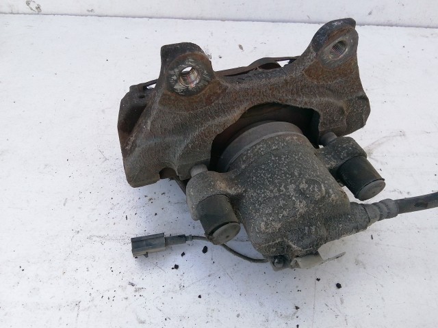 198876 Lancia Delta 2008-2014 1,9 16v Twinturbo bal első Hűtött tárcsás féknyereg