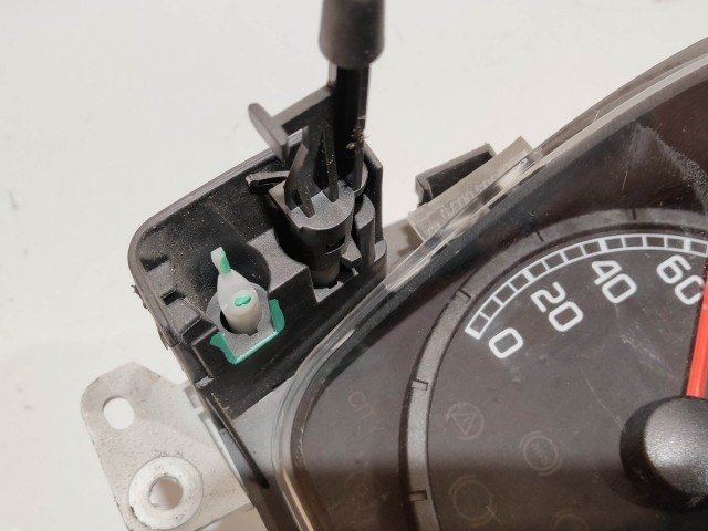 199416 Fiat Doblo 2005-2009 óracsoport (kilóméteróra), a képen látható sérüléssel