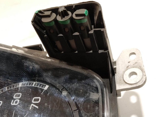 199439 Fiat Panda II. 2003-2012 óracsoport (kilóméteróra) a képen látható sérüléssel 51810208