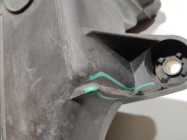 199457 Fiat Punto II.-III. 1,2 16v benzin légszűrőház, a képen látható sérüléssel