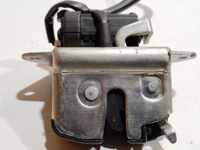 199467 Alfa Romeo 159 2005-2011 limuzin csomagtérajtó zár