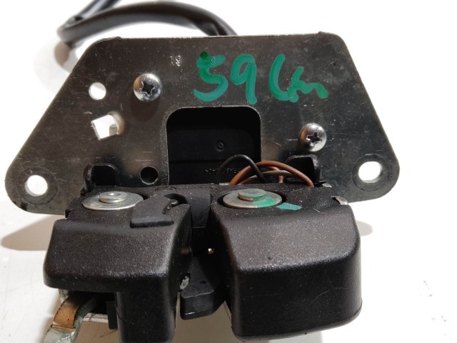 199467 Alfa Romeo 159 2005-2011 limuzin csomagtérajtó zár