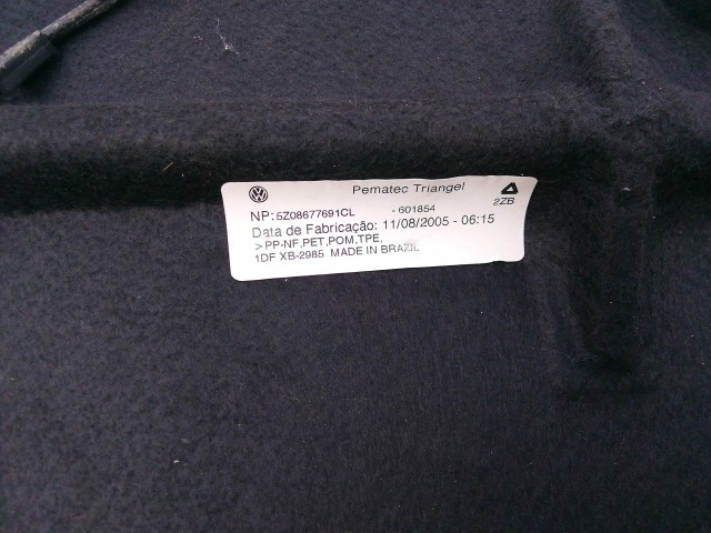 198885 Volkswagen Fox 2005-2011 Kalaptartó 5Z08677691CL