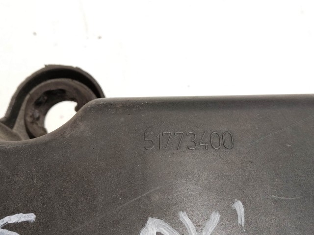 199513 Fiat Grande Punto 1,2-1,4 8v benzin légszűrőház 51773400