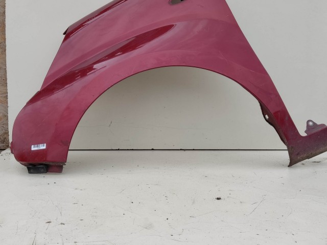 199588 Peugeot Bipper, Citren Nemo, Fiat Fiorino, Qubo bordó színű bal első sárvédő, a képen látható rozsdával