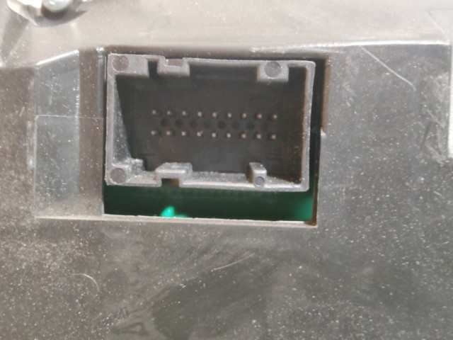 199561 Fiat Fiorino , Qubo 2007-2024 óracsoport (kilóméteróra) 136983408