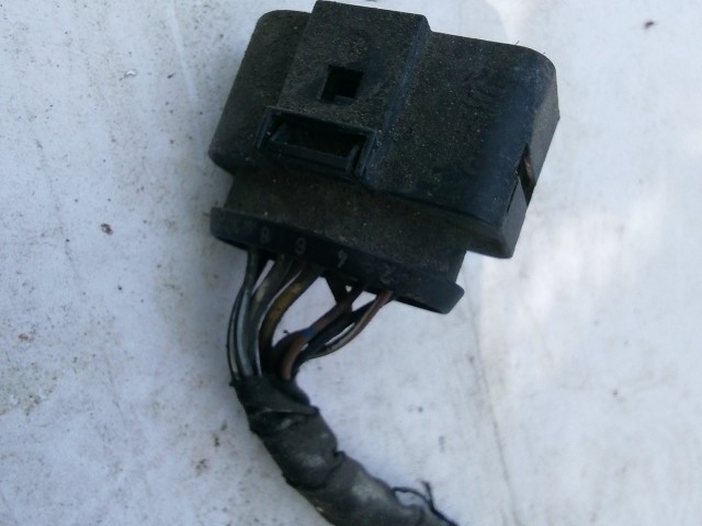 198935 Volkswagen Golf Plus 2005-2009 fényszóró elektromos csatlakozó