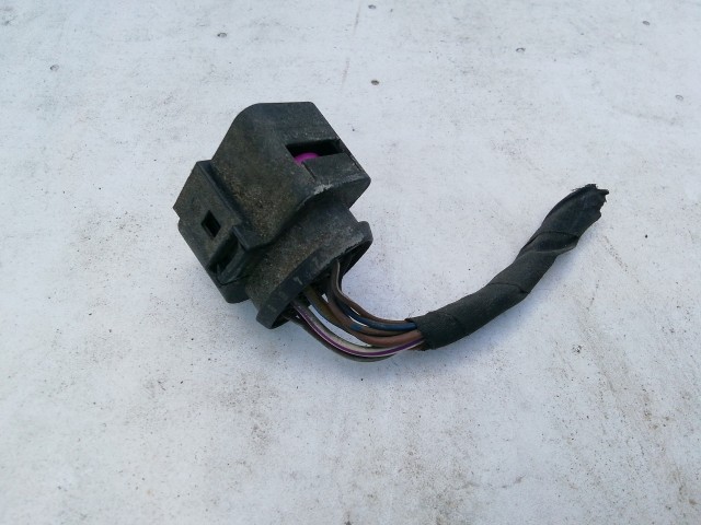 198933 Volkswagen Golf Plus 2005-2009 fényszóró elektromos csatlakozó