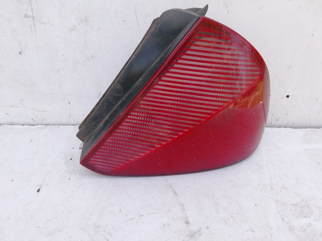 198994 Lancia Lybra 1999-2005 limuzin (szedán) jobb hátsó lámpa, izzófoglalat nélkül!!