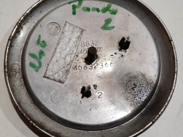 199660 Fiat Grande Punto, Stilo, Croma, Multipla, Doblo II. kék színű első embléma 98 mm átmérő