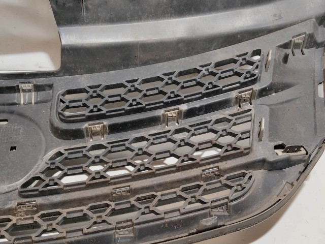 199690 Fiat Freemont 2011-2015 díszrács, a képen látható sérüléssel