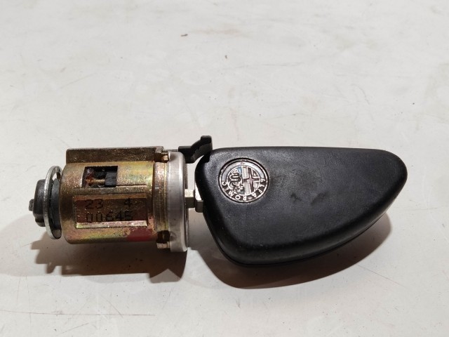 191502 Alfa Romeo 156 1997-2005 Gyújtáskapcsoló zárbetét, három gombos kulccsal