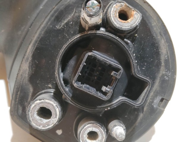 199945 Kia Rio 2011-2017 jobb oldali visszapillantó tükör, a képen látható sérüléssel