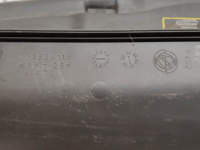 200080 Fiat Punto II.-III. fekete színű utaoldali légzsákos kesztyűtartó, a képen látható állapotban