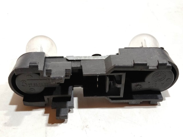 200083 Alfa Romeo 159 2005-2011 bal hátsó belső lámpa Izzó foglalat 50504822