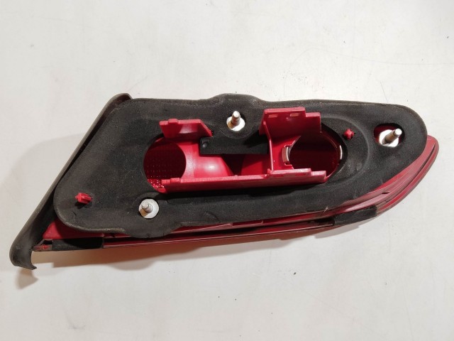 200087 Alfa Romeo 159 2005-2011 bal hátsó belső lámpa, izzófoglalat nélkűl!