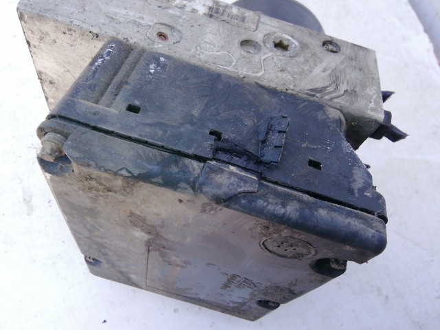 Volkswagen Golf IV. 1997-2005 Abs, a képen látható sérüléssel 1J0907379AF 