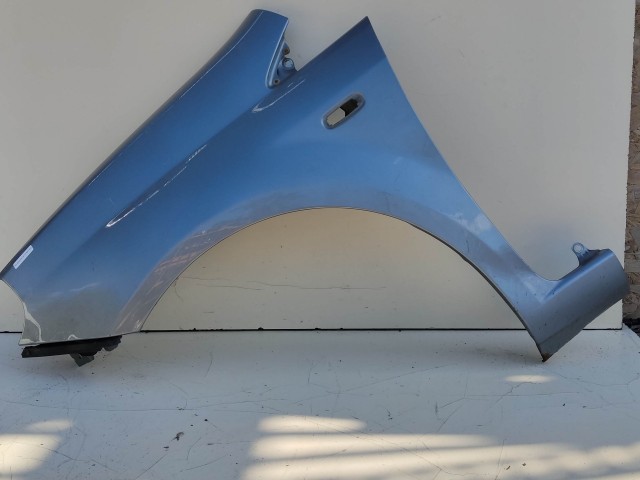 200136 Fiat Grande Punto bal első sárvédő 51901101