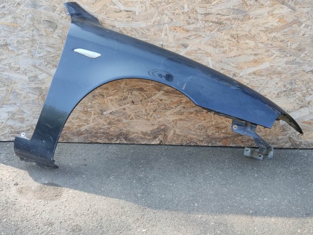 200128 Alfa Romeo 147 2005-2010 jobb első sárvédő 60694119