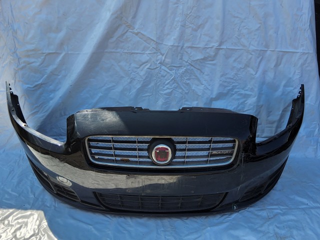 200151 Fiat Croma  2008-2010 elsől ökhárító, a képen látható sérüléssel