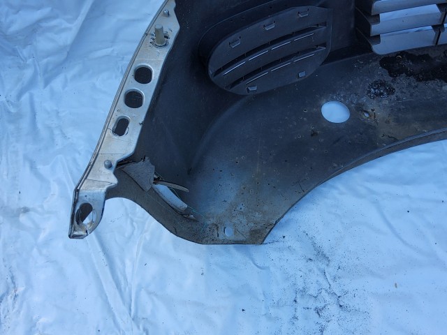 200152 Fiat Multipla 2004-2010 első lökhárító, a képen látható sérüléssel