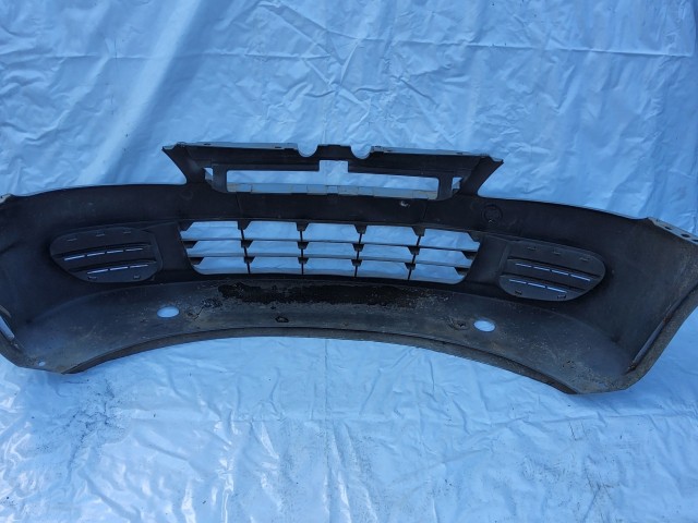 200152 Fiat Multipla 2004-2010 első lökhárító, a képen látható sérüléssel