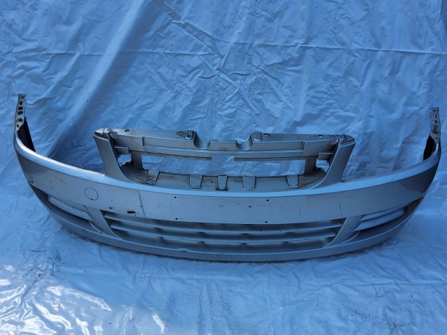 200152 Fiat Multipla 2004-2010 első lökhárító, a képen látható sérüléssel