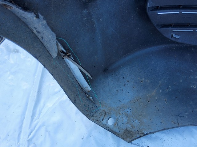 200152 Fiat Multipla 2004-2010 első lökhárító, a képen látható sérüléssel