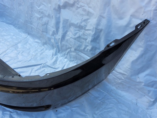 200156 Fiat Croma  2005-2008 első lökhárító, a képen látható sérüléssel ,jobb kicsi rács nincs benne!!!