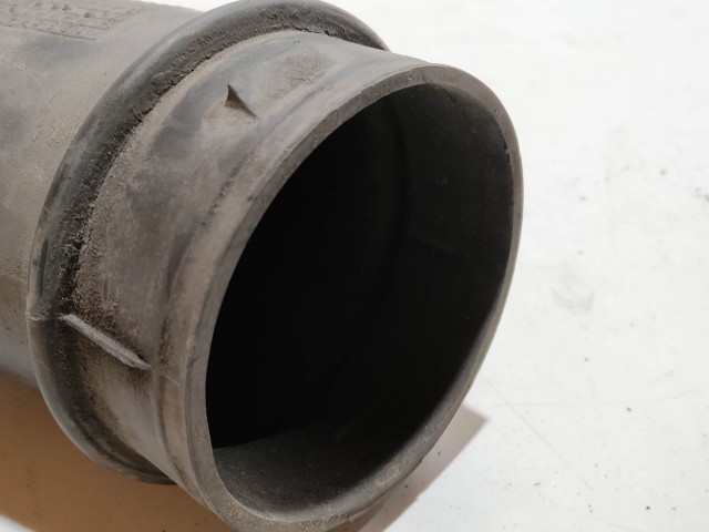 Fiat Bravo 2007-2014 2007-2009 Levegőcső  Használt  légbeömlőből a légszűrőházba 51793200