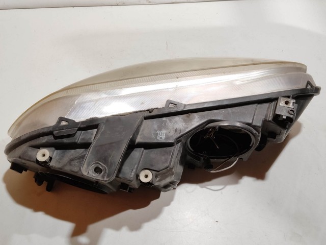 200177 Fiat Croma  2005-2008 Lámpa , Fényszóró Használt  bal első  a képen látható sérüléssel