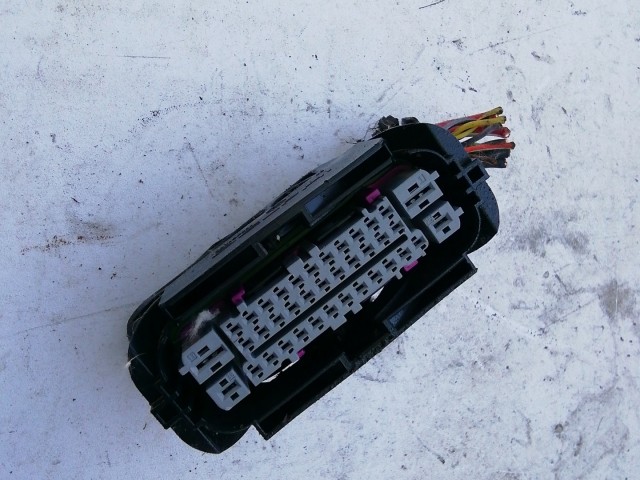 199825 Fiat Fiorino , Qubo 2007-2024 Abs elektromos csatlakozó 51902082 , 0265252148