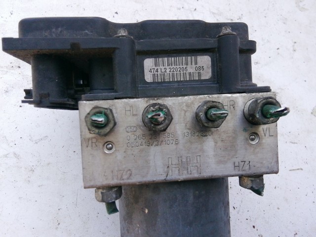 Opel Corsa C 2000-2009 Abs 0265231585 , 13182320