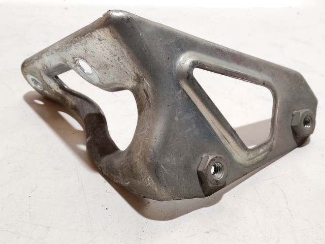 Ablakmosó tartály tartó