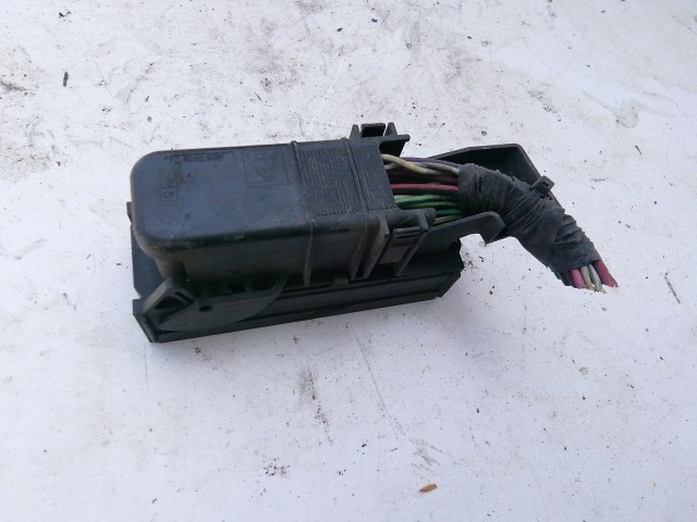199804 Dodge Caliber 2006-2011 Abs elektromos csatlakozó P05105823AC