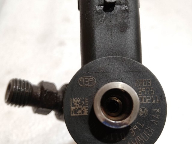 200415 Alfa Romeo 147, 156, 159, Gt, Fiat Croma, Bravo, Stilo 1,9 16v Diesel injektor 55198218 , 0445110391 sorszám: 2203 3975