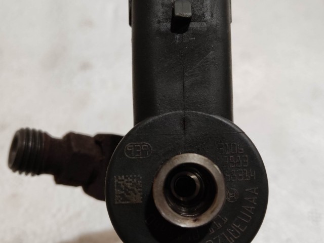 200417 Alfa Romeo 147, 156, Gt, Fiat Stilo, Lancia Diesel injektor 0445110111, 55192534 sorszám:3106 3883 