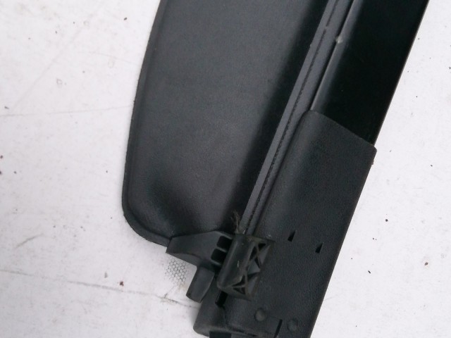 199790 Mercedes Benz B-Class W245 kalaptartó (csomagtér roló) A1698100220