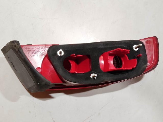 200488 Alfa Romeo 159 2005-2011 jobb hátsó külső lámpa, izzó foglalat nélkül 50504818