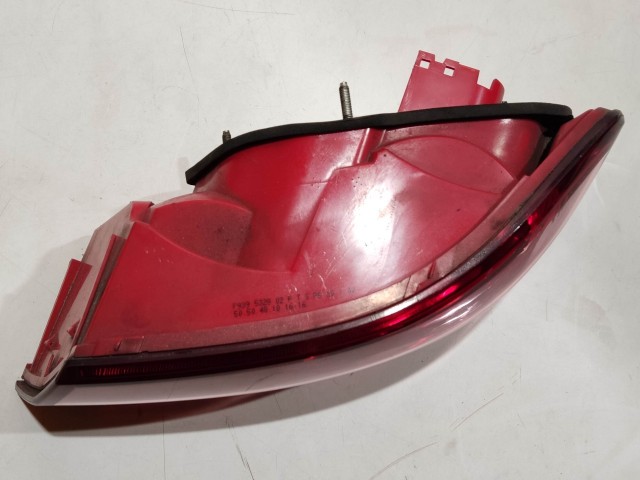 200489 Alfa Romeo 159 2005-2011 jobb hátsó külső lámpa, izzó foglalat nélkül 50504818